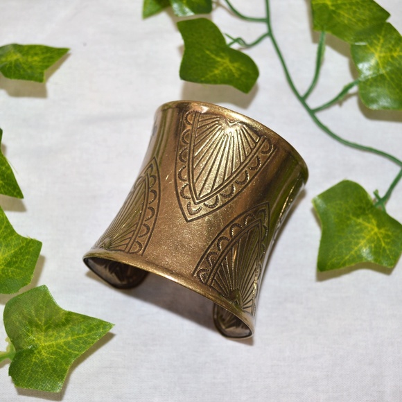 Vintage Jewelry - Large Brass Embossed Cuff Bracelet